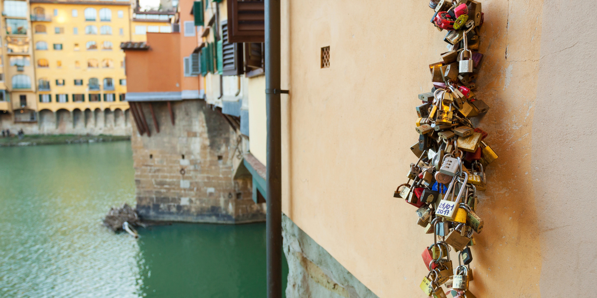 The Perfect Tuscan Souvenir: What to Bring Home from Italy